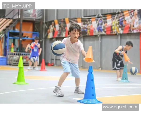 篮球新手必看灵活性训练技巧与入门指南助你快速提升球场表现